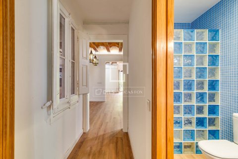 2 bedrooms apartment for sale in Barcelona, Catalonia, Spain № 7141 - photo 10