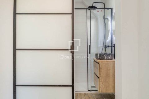 2 bedrooms apartment for sale in Barcelona, Catalonia, Spain № 7141 - photo 17