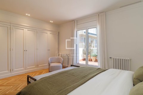 5 bedrooms penthouse for sale in Barcelona, Catalonia, Spain № 7145 - photo 9