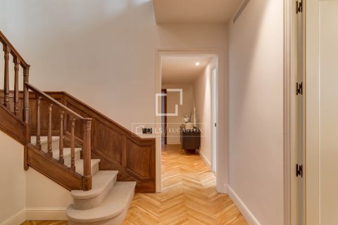 5 bedrooms penthouse for sale in Barcelona, Catalonia, Spain № 7145 - photo 14