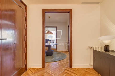 5 bedrooms penthouse for sale in Barcelona, Catalonia, Spain № 7145 - photo 22