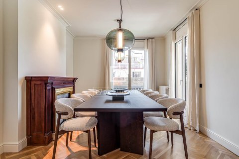 5 bedrooms penthouse for sale in Barcelona, Catalonia, Spain № 7145 - photo 26