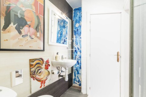 Купить квартиру в Барселона, Испания с 4 спальни, 133м², № 7143 - фото 4