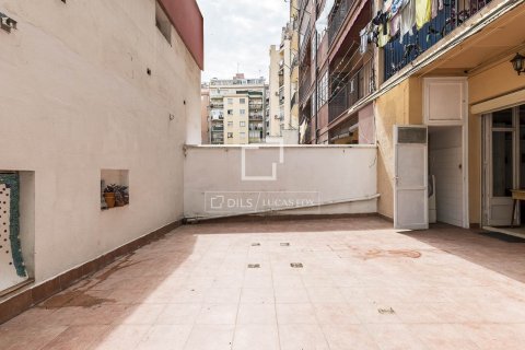 Купить квартиру в Барселона, Испания с 4 спальни, 133м², № 7143 - фото 3