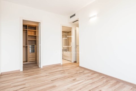 3 bedrooms apartment for sale in Barcelona, Catalonia, Spain № 7142 - photo 13