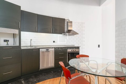 3 bedrooms apartment for sale in Barcelona, Catalonia, Spain № 7144 - photo 13
