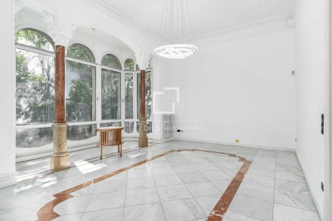 3 bedrooms apartment for sale in Barcelona, Catalonia, Spain № 7144