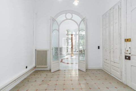 3 bedrooms apartment for sale in Barcelona, Catalonia, Spain № 7144 - photo 22