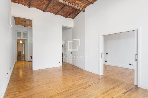 3 bedrooms apartment for sale in Barcelona, Catalonia, Spain № 7144 - photo 7