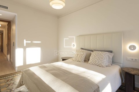 3 bedrooms apartment for sale in Barcelona, Catalonia, Spain № 7140 - photo 21