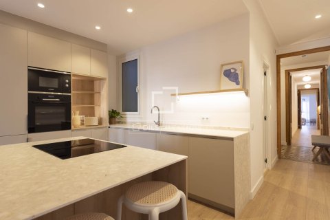 3 bedrooms apartment for sale in Barcelona, Catalonia, Spain № 7140 - photo 25