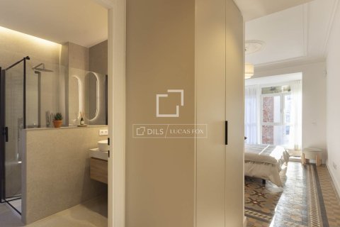 3 bedrooms apartment for sale in Barcelona, Catalonia, Spain № 7140 - photo 17