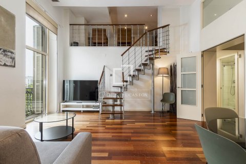 4 chambres apartment à vendre à Barcelona, Catalonia, Spain № 3799 - photo 2