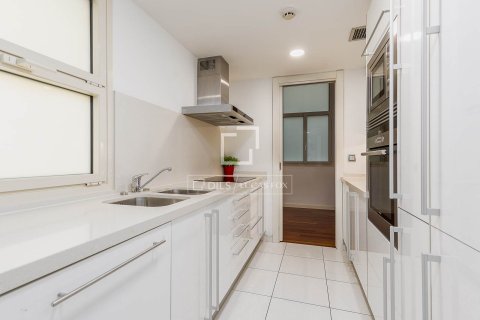 4 chambres apartment à vendre à Barcelona, Catalonia, Spain № 3799 - photo 13