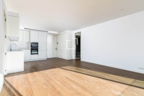 Apartamento de 2 dormitorios en venta en Barcelona, Cataluña, Spain № 4341 - foto 9