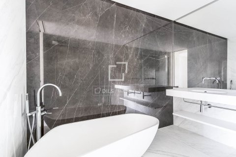 Apartamento de 2 dormitorios en venta en Barcelona, Cataluña, Spain № 4341 - foto 30