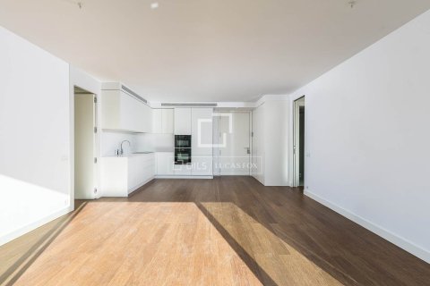 Apartamento de 2 dormitorios en venta en Barcelona, Cataluña, Spain № 4341 - foto 13