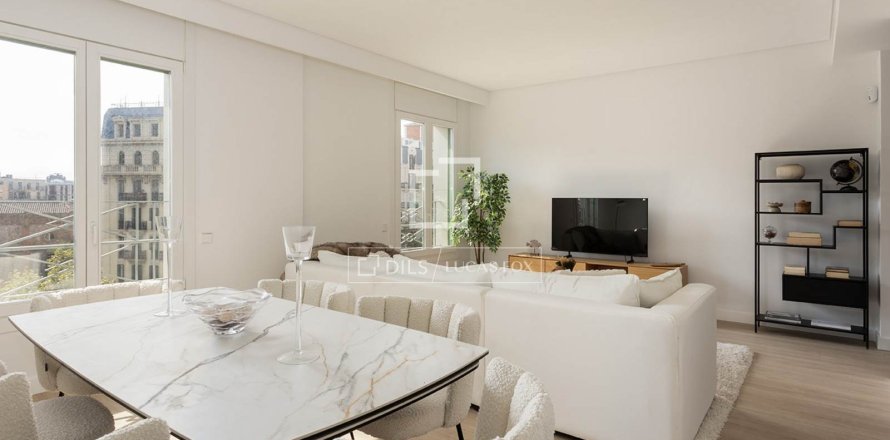 3 chambres apartment à vendre à Barcelona, Catalonia, Spain № 4342