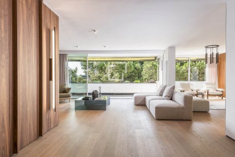 6 chambres apartment à vendre à Barcelona, Catalonia, Spain № 4346 - photo 4