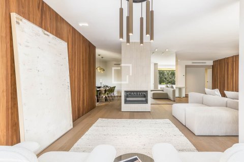 6 chambres apartment à vendre à Barcelona, Catalonia, Spain № 4346 - photo 7