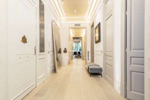 4 chambres apartment à vendre à Barcelona, Catalonia, Spain № 4347 - photo 24