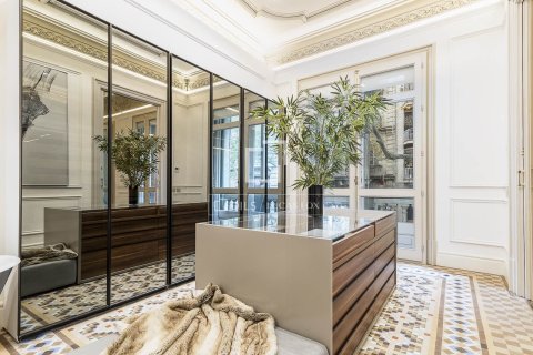 4 chambres apartment à vendre à Barcelona, Catalonia, Spain № 4347 - photo 19