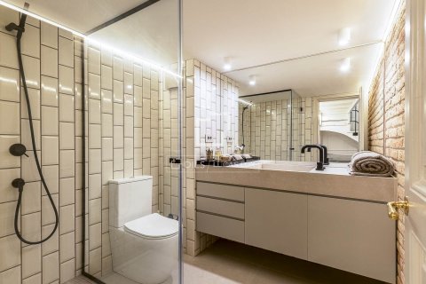 4 chambres apartment à vendre à Barcelona, Catalonia, Spain № 4347 - photo 30