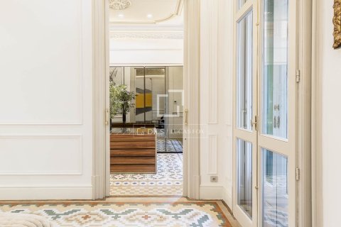 4 chambres apartment à vendre à Barcelona, Catalonia, Spain № 4347 - photo 18