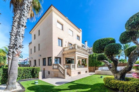 7 chambres villa à vendre à Sitges, Barcelona, Catalonia, Spain № 4344 - photo 3