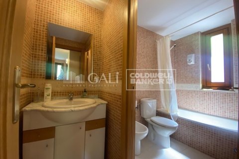 2 bedrooms apartment for sale in Principado De Andorra (Ninguna Poblacion Tiene C.P.), Lleida, Catalonia, Spain № 5345 - photo 15