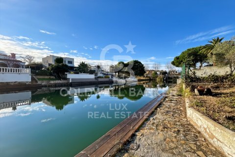 3 bedrooms house for sale in Empuriabrava, Girona, Catalonia, Spain № 5343 - photo 26