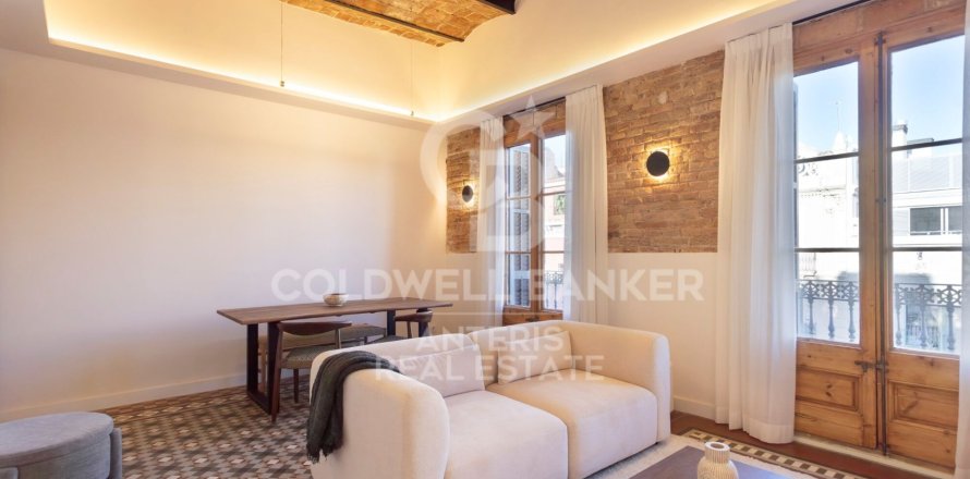 3 bedrooms apartment for sale in Barcelona, Catalonia, Spain № 5347