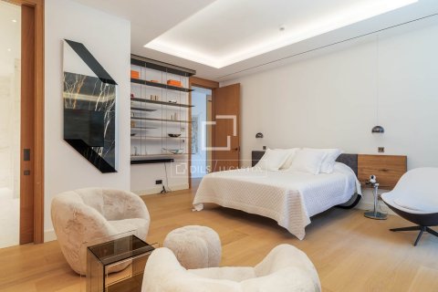 2 bedrooms apartment for sale in Barcelona, Catalonia, Spain № 7265 - photo 11