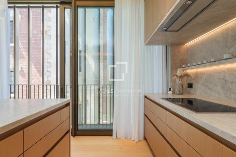 2 bedrooms apartment for sale in Barcelona, Catalonia, Spain № 7265 - photo 15