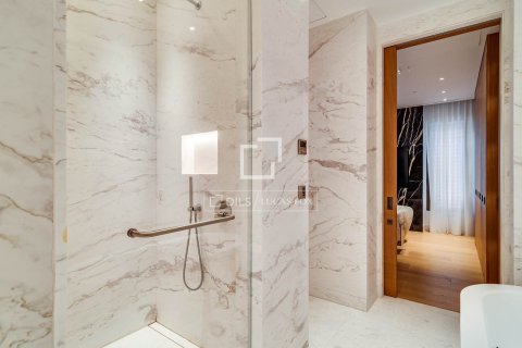 2 bedrooms apartment for sale in Barcelona, Catalonia, Spain № 7265 - photo 6
