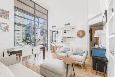 3 bedrooms apartment for sale in Barcelona, Catalonia, Spain № 7266