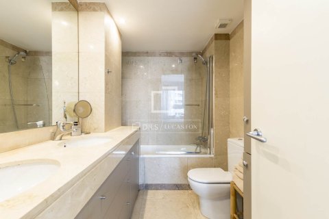 3 bedrooms apartment for sale in Barcelona, Catalonia, Spain № 7266 - photo 24