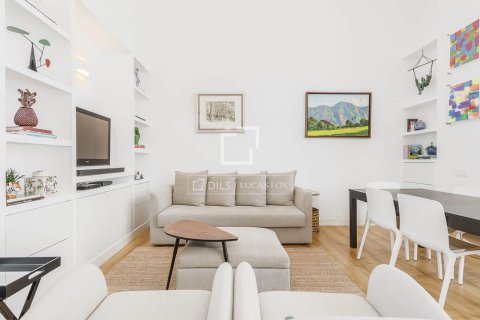 3 bedrooms apartment for sale in Barcelona, Catalonia, Spain № 7266 - photo 17