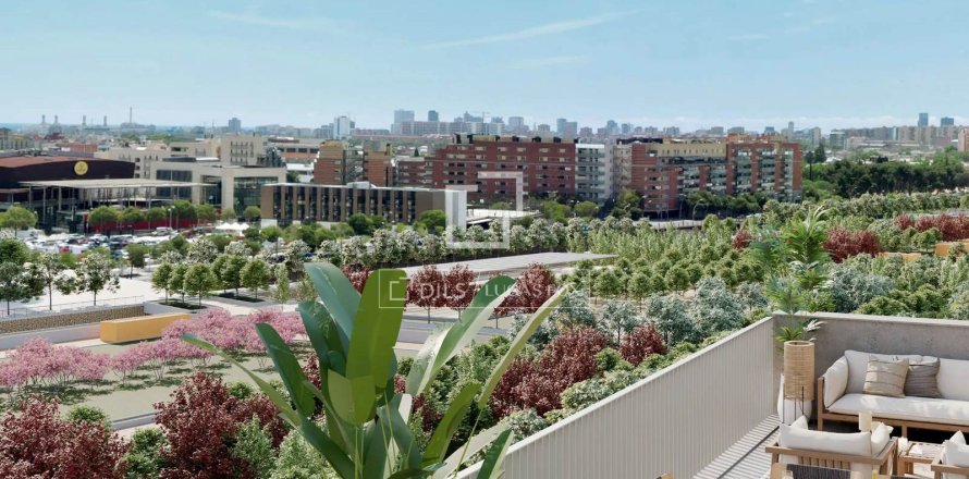 Ático de 4 dormitorios en venta en La Sagrera, Barcelona, Cataluña, Spain № 7271