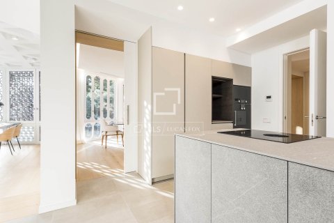 5 chambres apartment à vendre à Barcelona, Catalonia, Spain № 4350 - photo 20