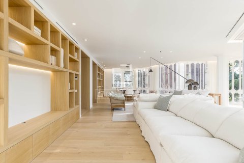 5 chambres apartment à vendre à Barcelona, Catalonia, Spain № 4350 - photo 14