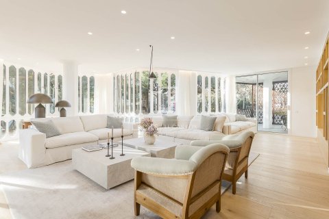 5 chambres apartment à vendre à Barcelona, Catalonia, Spain № 4350 - photo 13