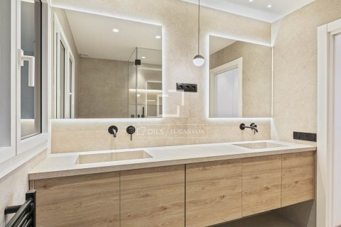 3 chambres apartment à vendre à Barcelona, Catalonia, Spain № 4349 - photo 24