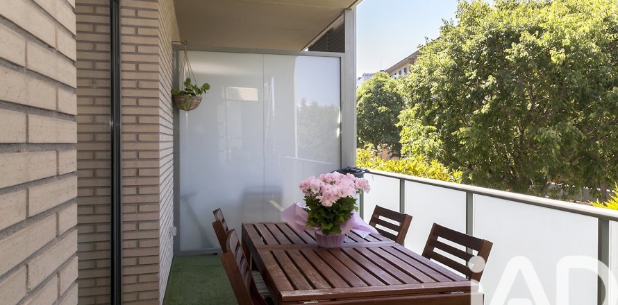 Apartamento de 3 dormitorios en venta en Sant Cugat del Vallès, Barcelona, Cataluña, Spain № 7383