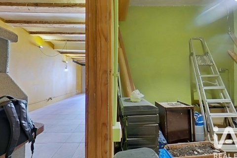 3 bedrooms apartment for sale in Barcelona, Catalonia, Spain № 7380 - photo 3