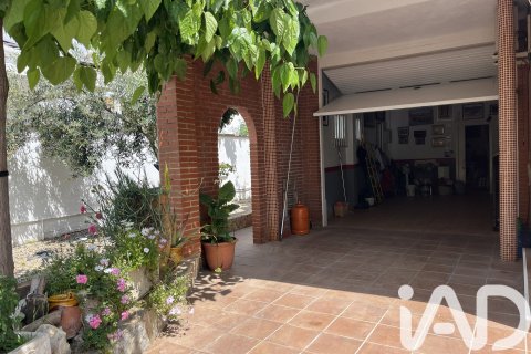 5 bedrooms house for sale in El Vendrell, Tarragona, Catalonia, Spain № 7379 - photo 21