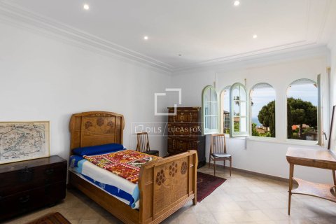 7 bedrooms villa for sale in El Masnou, Barcelona, Catalonia, Spain № 6525 - photo 18