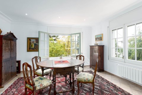 7 bedrooms villa for sale in El Masnou, Barcelona, Catalonia, Spain № 6525 - photo 10