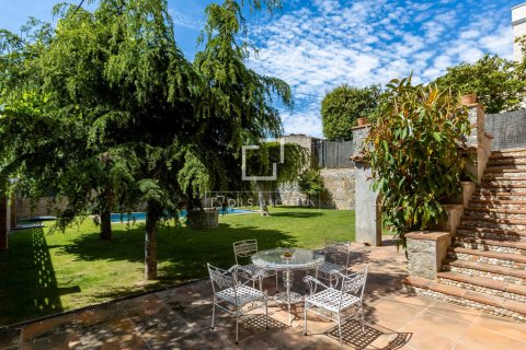 7 bedrooms villa for sale in El Masnou, Barcelona, Catalonia, Spain № 6525 - photo 4