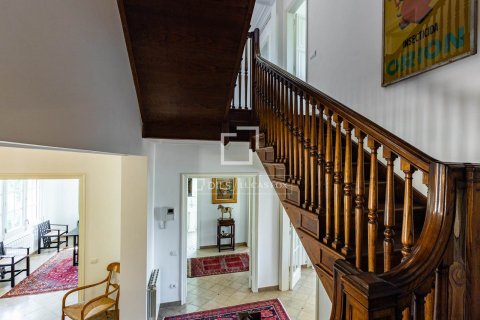 7 bedrooms villa for sale in El Masnou, Barcelona, Catalonia, Spain № 6525 - photo 13